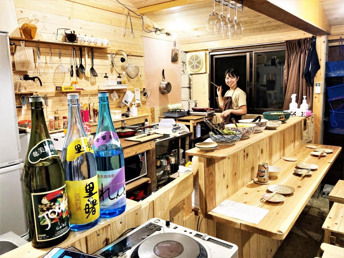 奄美ゲストハウス Hub A Nice Inn Setouchi  Εξωτερικό φωτογραφία