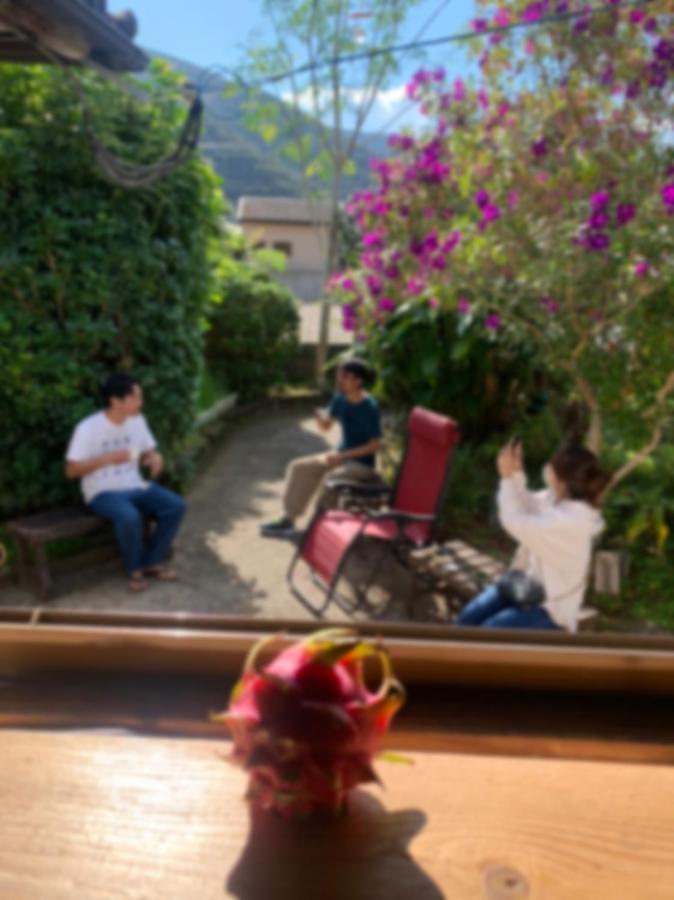 奄美ゲストハウス Hub A Nice Inn Setouchi  Εξωτερικό φωτογραφία